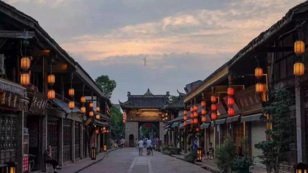 易跑方舟3号划船机入驻《温暖的客栈》,意式家居美学,享受低碳运动生活